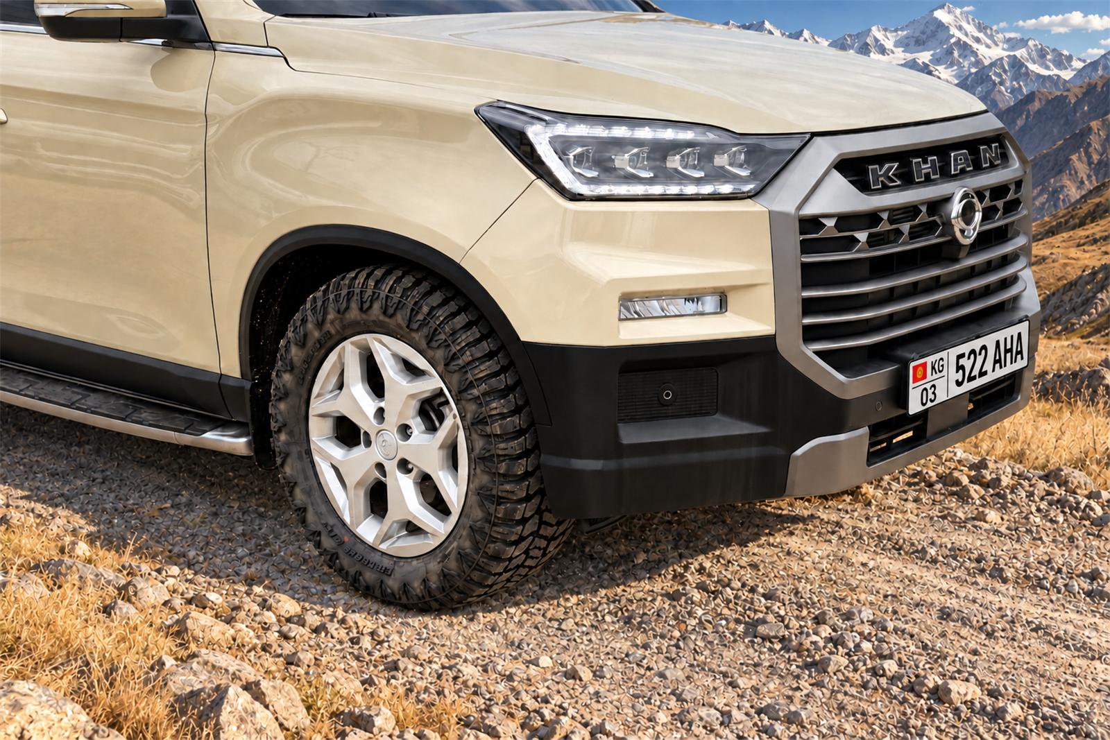 Аренда пикапа KGM Rexton Sports Khan 2024 песочного цвета в Бишкеке — передняя часть